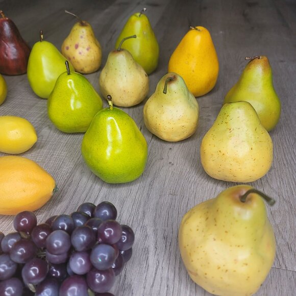 Large Assortment Of Artificial Fruits Including Apples Pears Lemons & Grapes - Picture 4 of 16